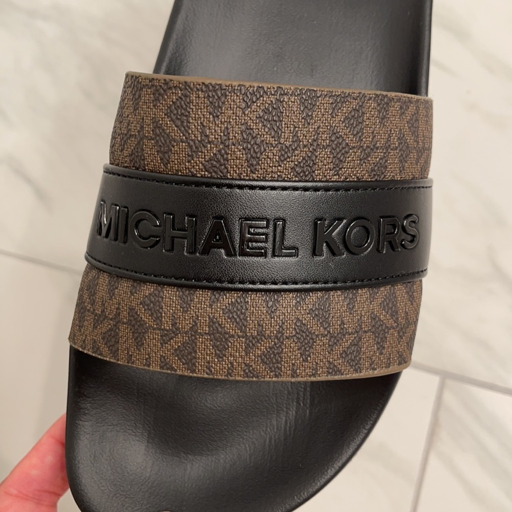 Michael Kors Sandals Black / Brown